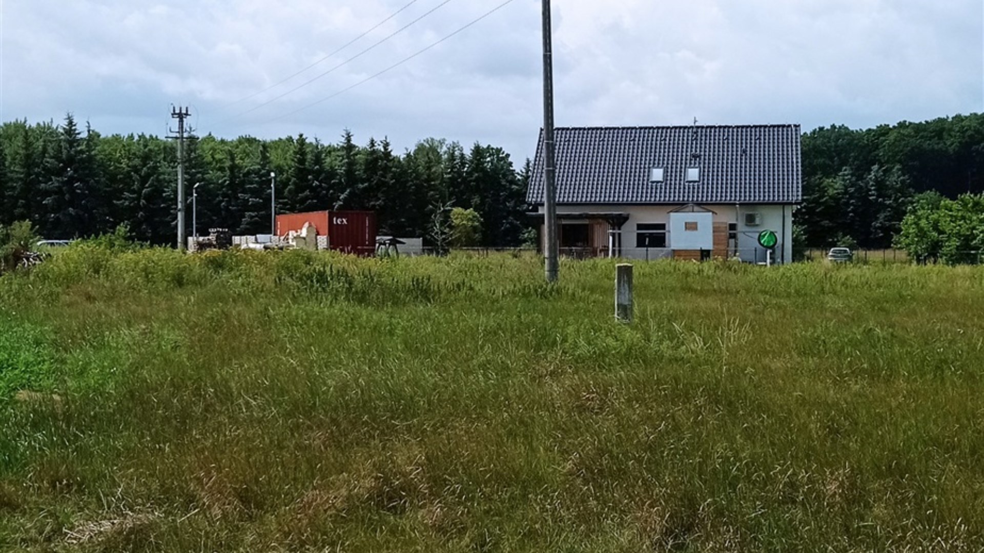 Działka na sprzedaż