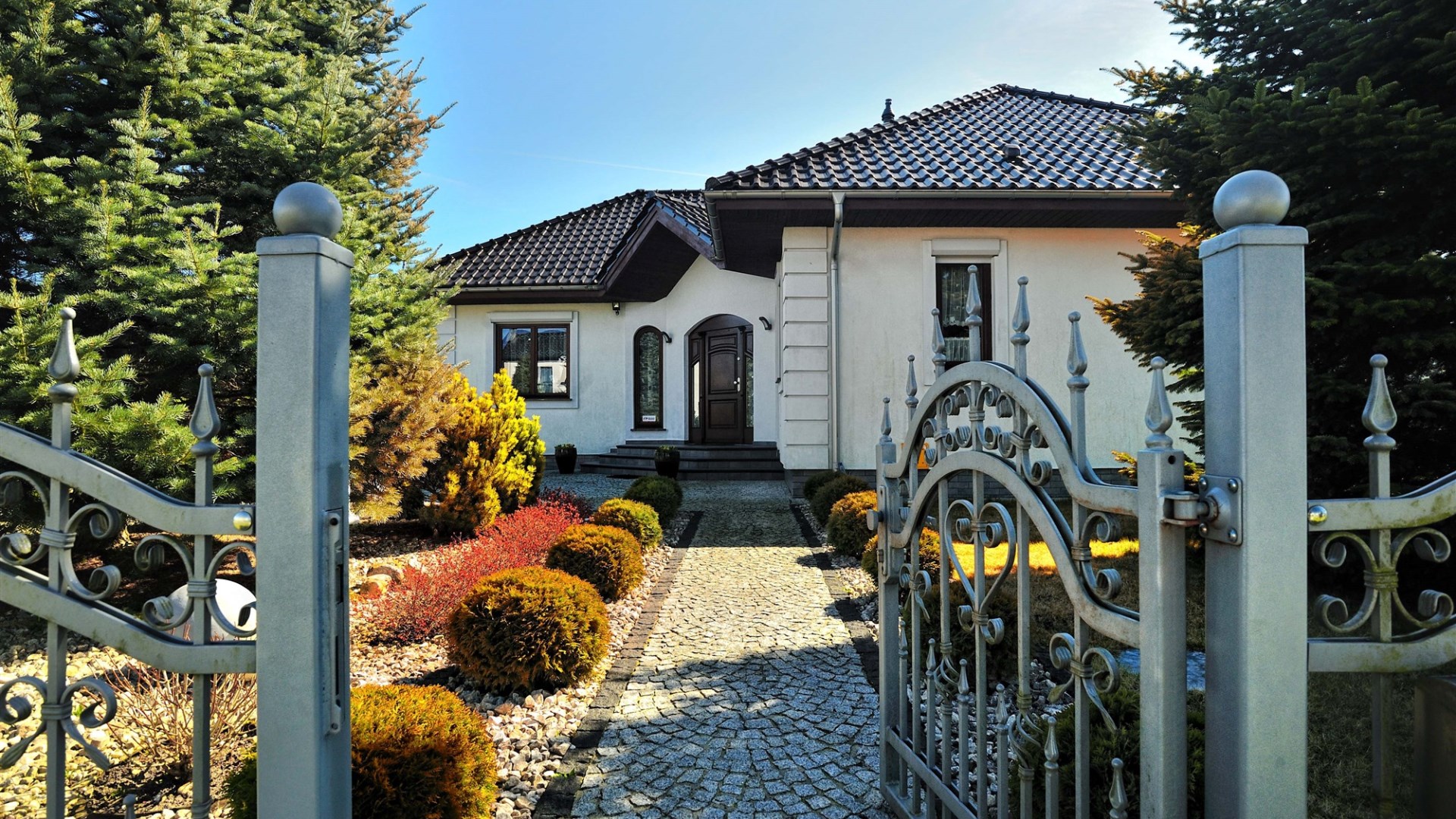 Dom na sprzedaż