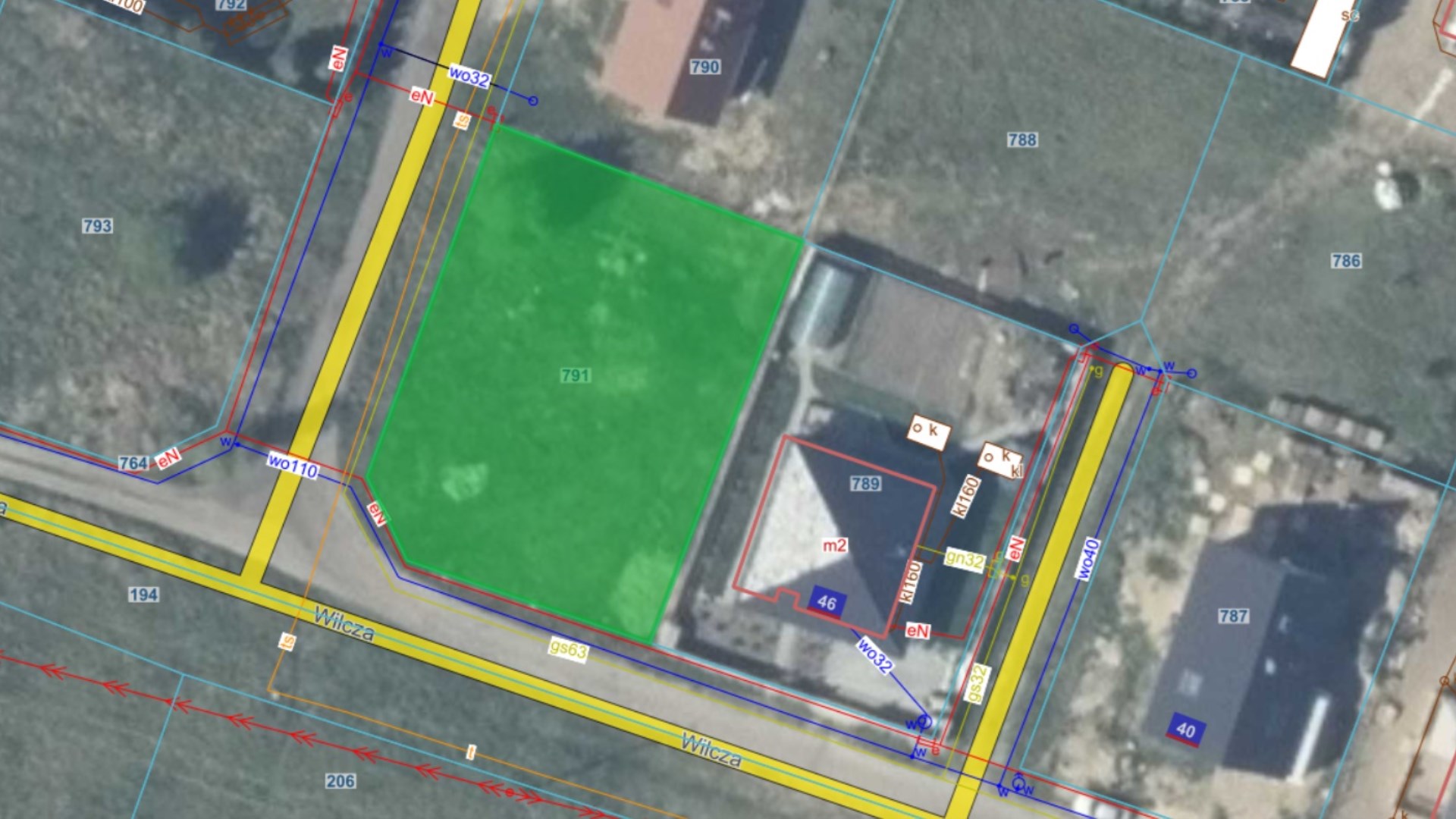 Działka na sprzedaż